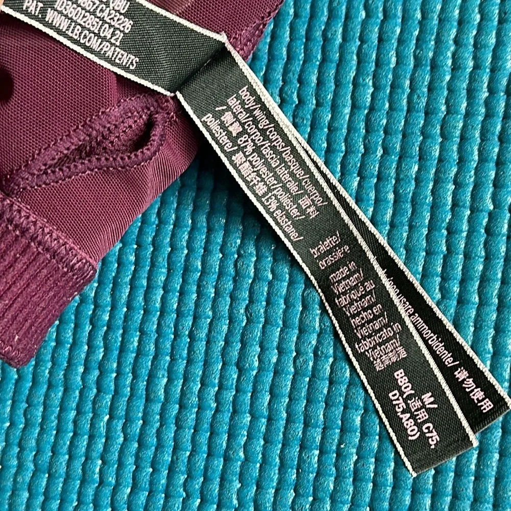 Victoria’s Secret Essential Strappy Back Sports Bralette Burgundy Heather Medium - Picture 9 of 9